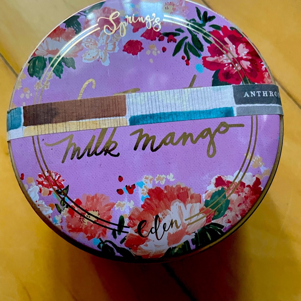 Eden milk mango candle from anthropologie